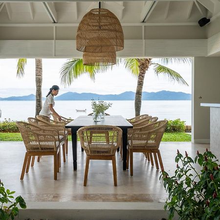 Miskawaan Beachfront Villas Menam-part Kültér fotó