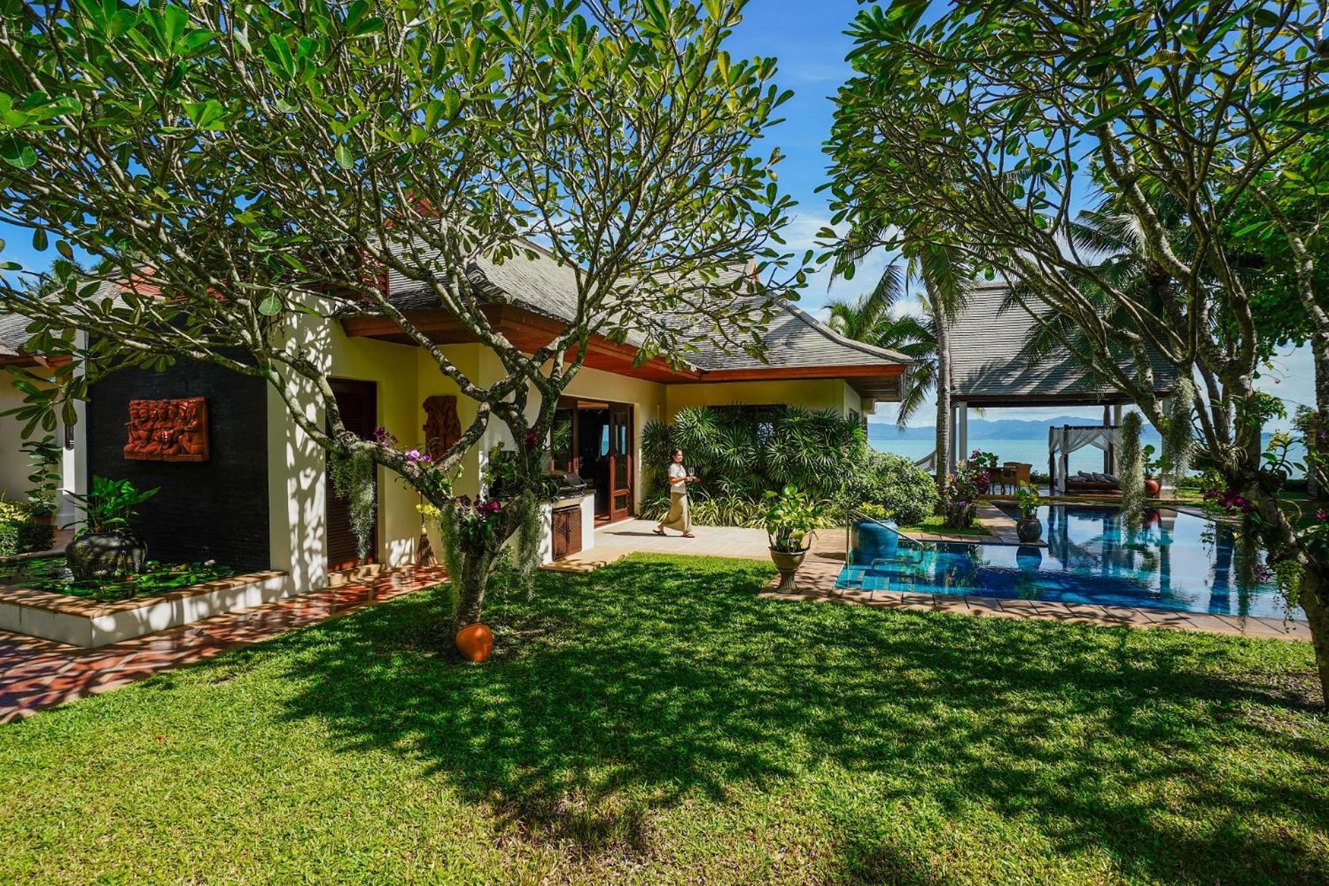 Miskawaan Beachfront Villas Menam-part Kültér fotó